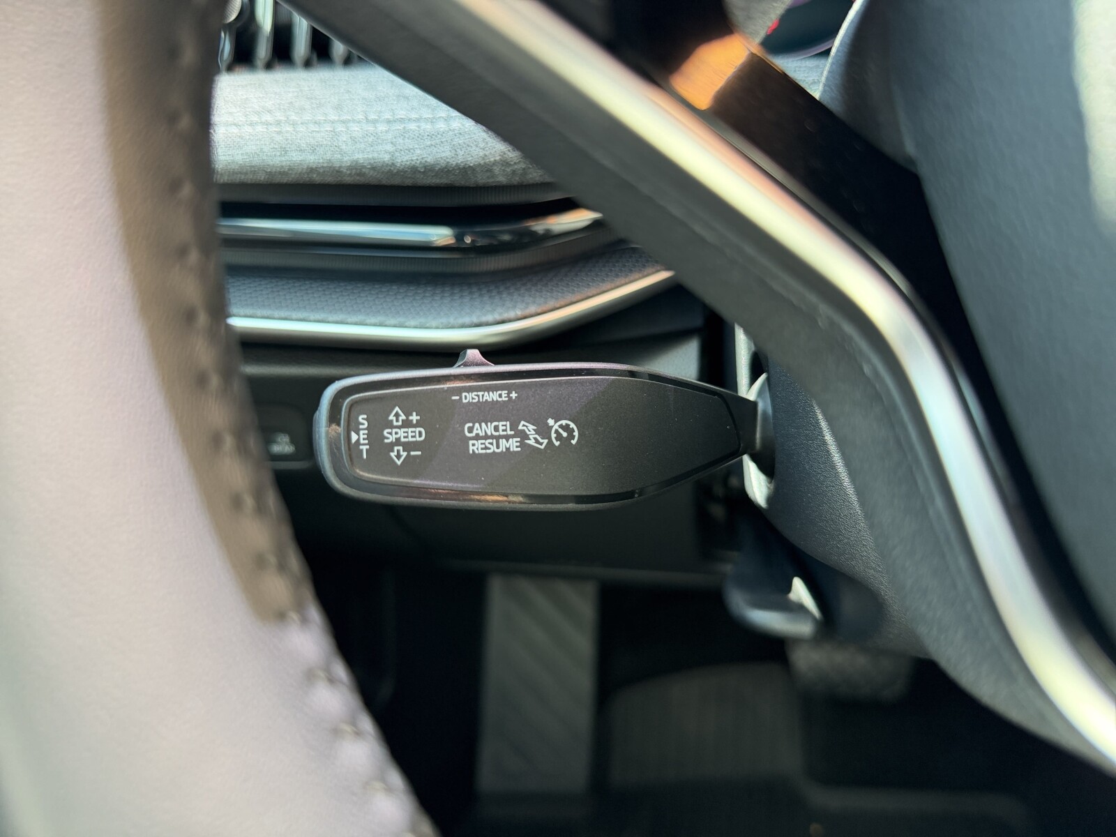 Škoda Superb Combi - zdjęcie 15