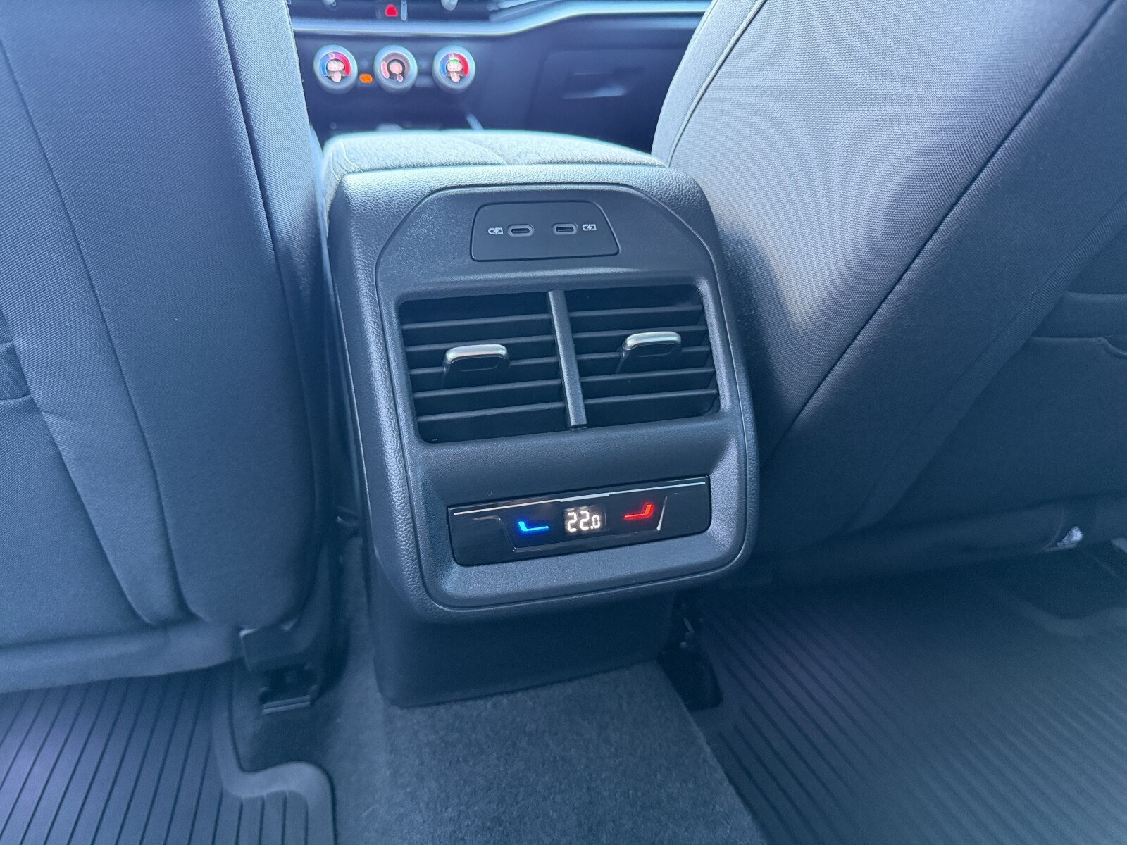 Škoda Superb Combi - zdjęcie 36