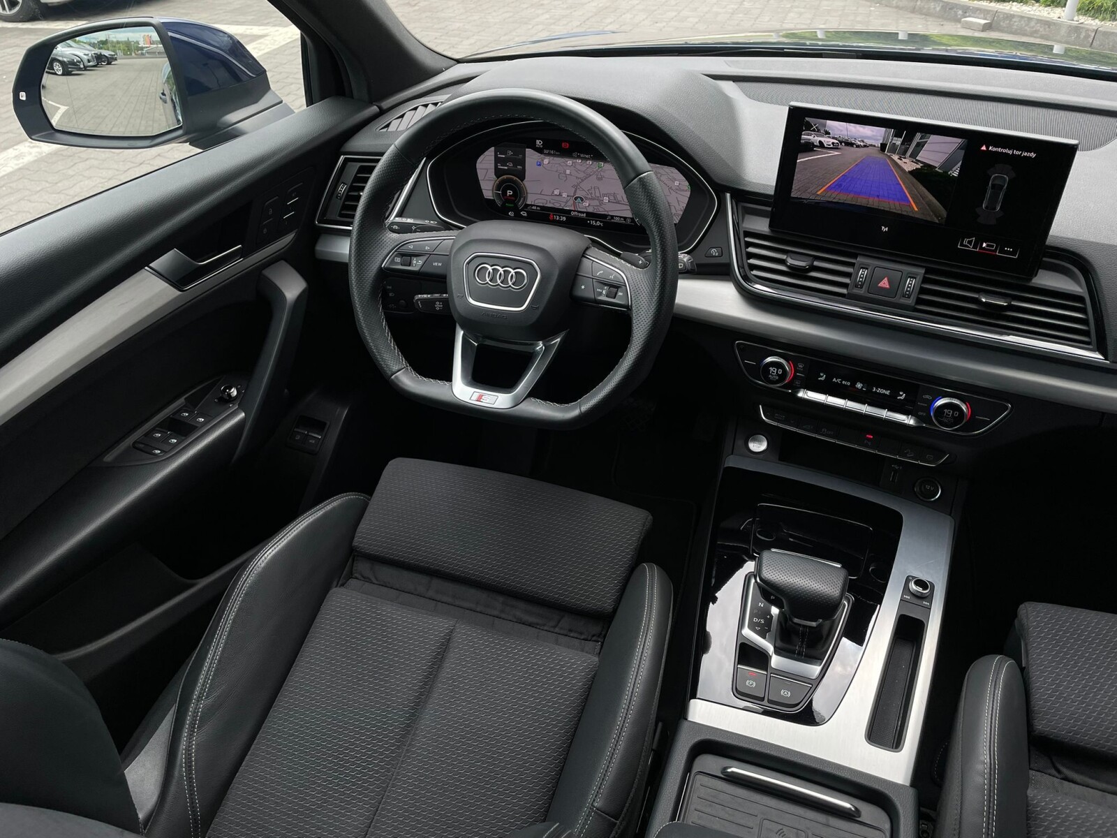 Audi Q5 Sportback - zdjęcie 14