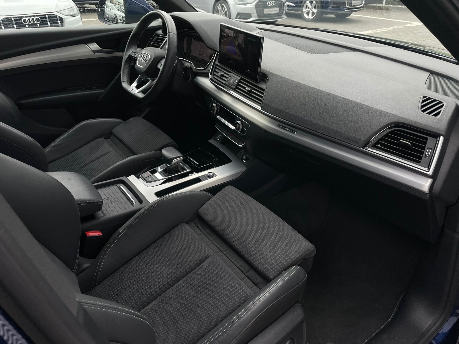 Audi Q5 Sportback - zdjęcie 23