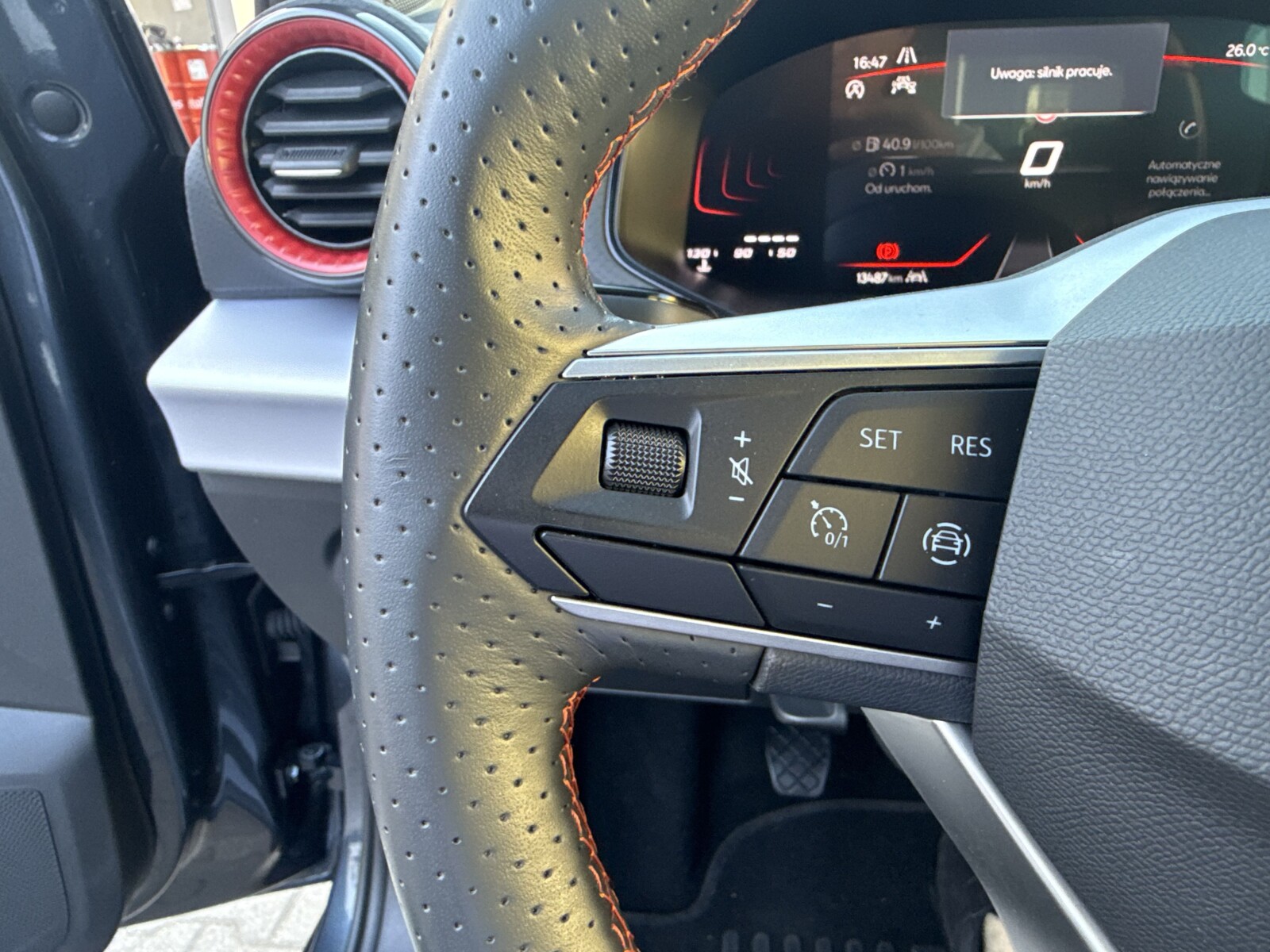 Seat Arona - zdjęcie 21
