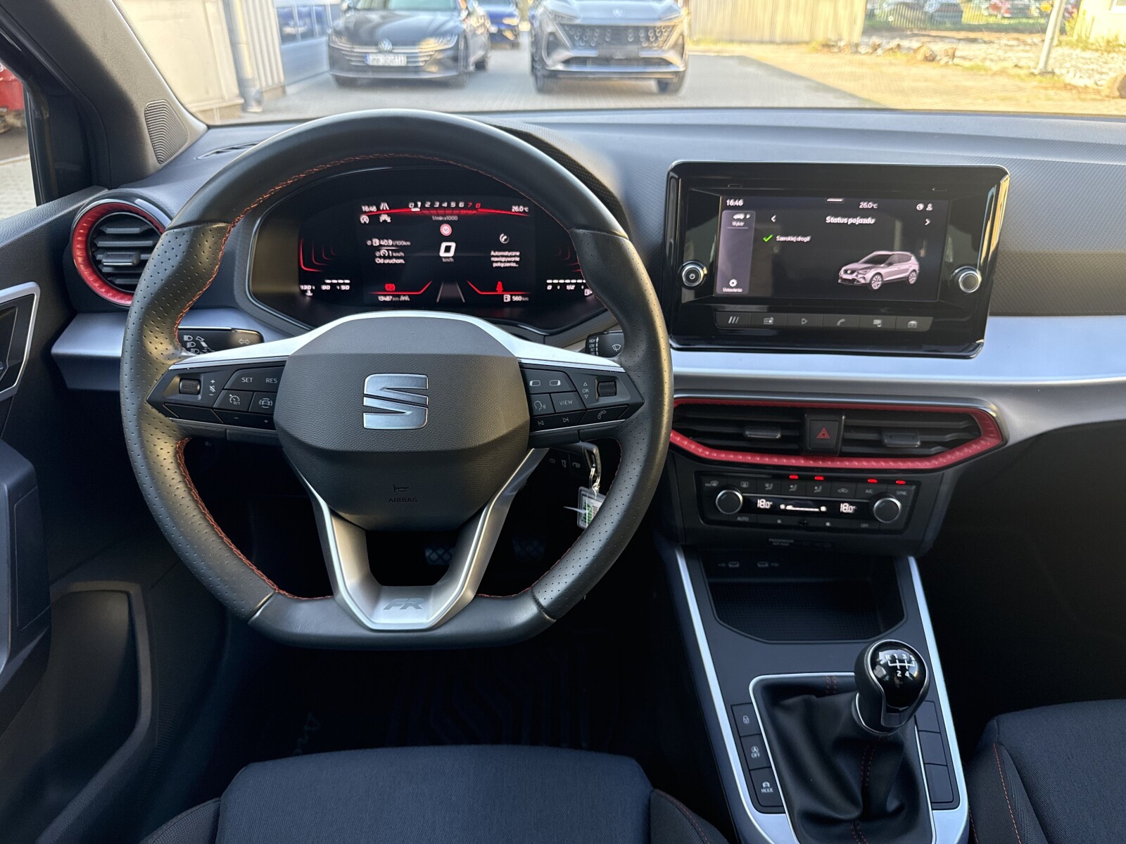 Seat Arona - zdjęcie 13
