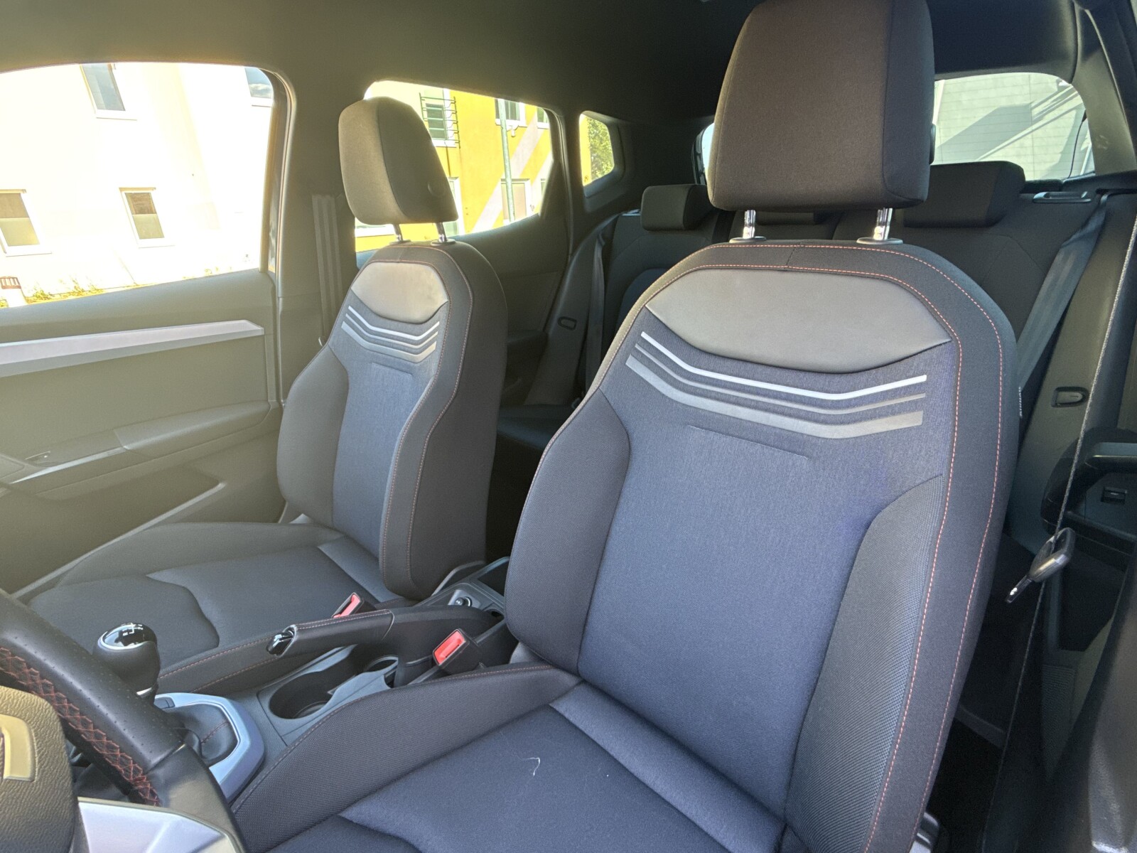 Seat Arona - zdjęcie 11