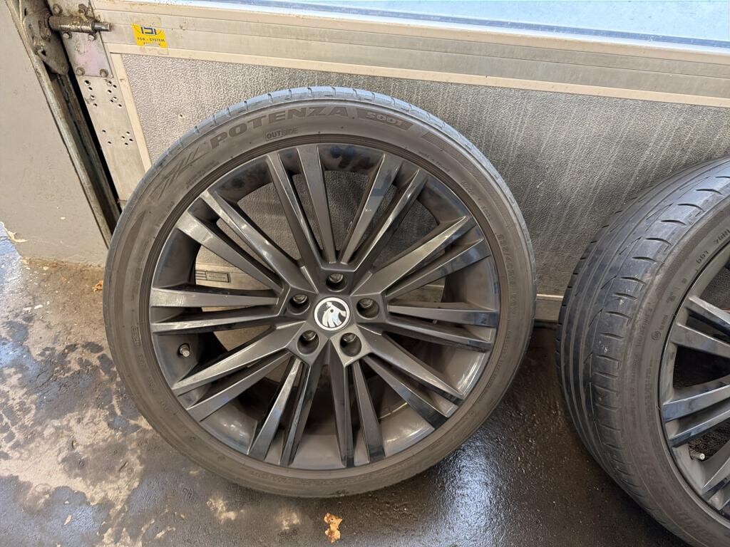 Škoda Superb - zdjęcie 5