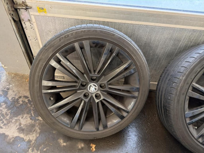 2.0TDI 200KM • DSG • LAURIN&KLEMENT • Fv23% • Gwarancja •