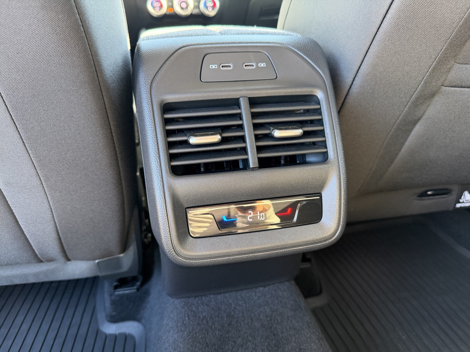 Škoda Superb Combi - zdjęcie 36