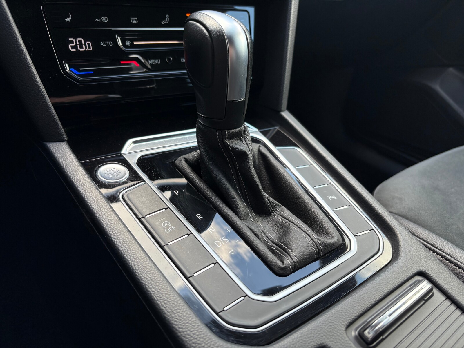 Volkswagen Arteon - zdjęcie 28