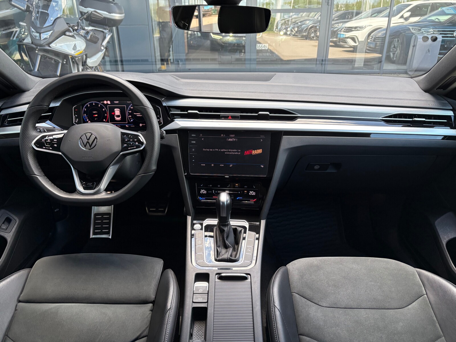 Volkswagen Arteon - zdjęcie 9