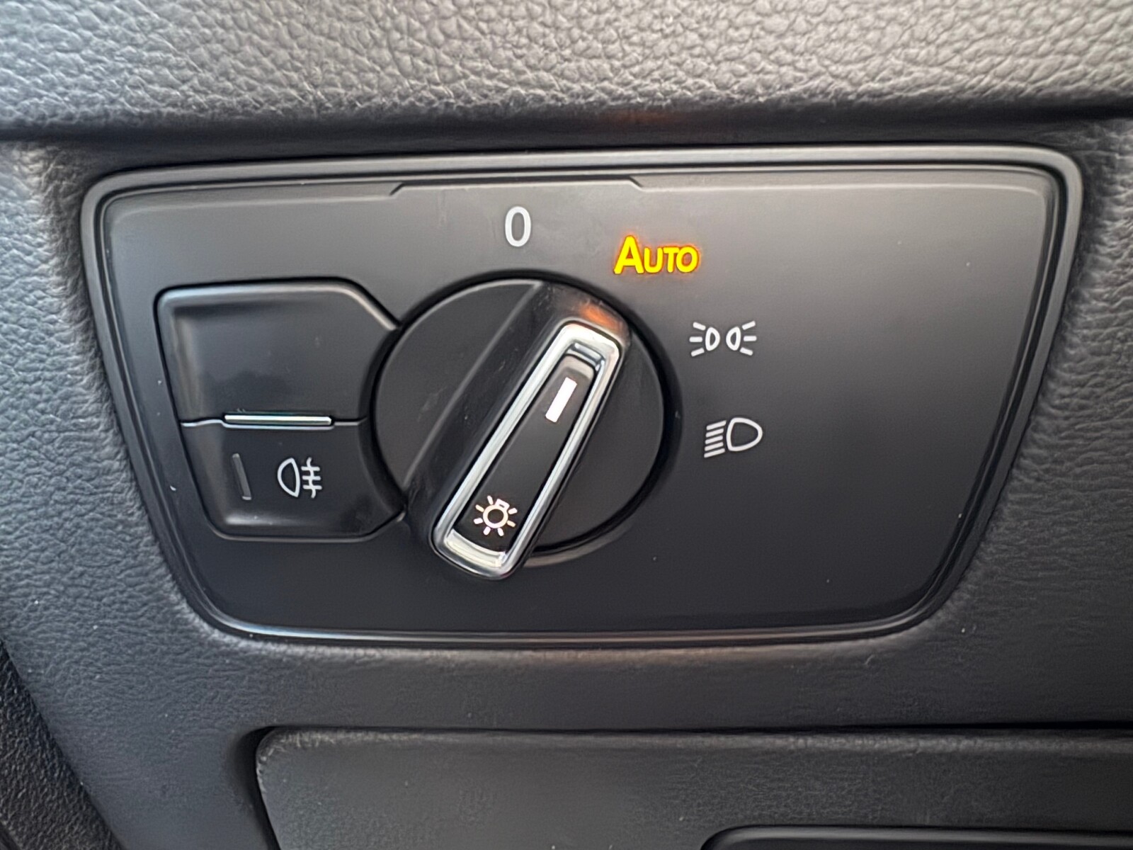 Volkswagen Arteon - zdjęcie 26