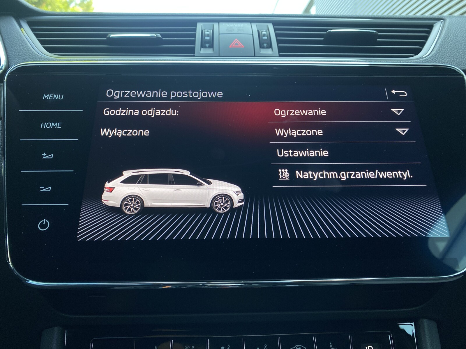 Škoda Superb Combi - zdjęcie 37