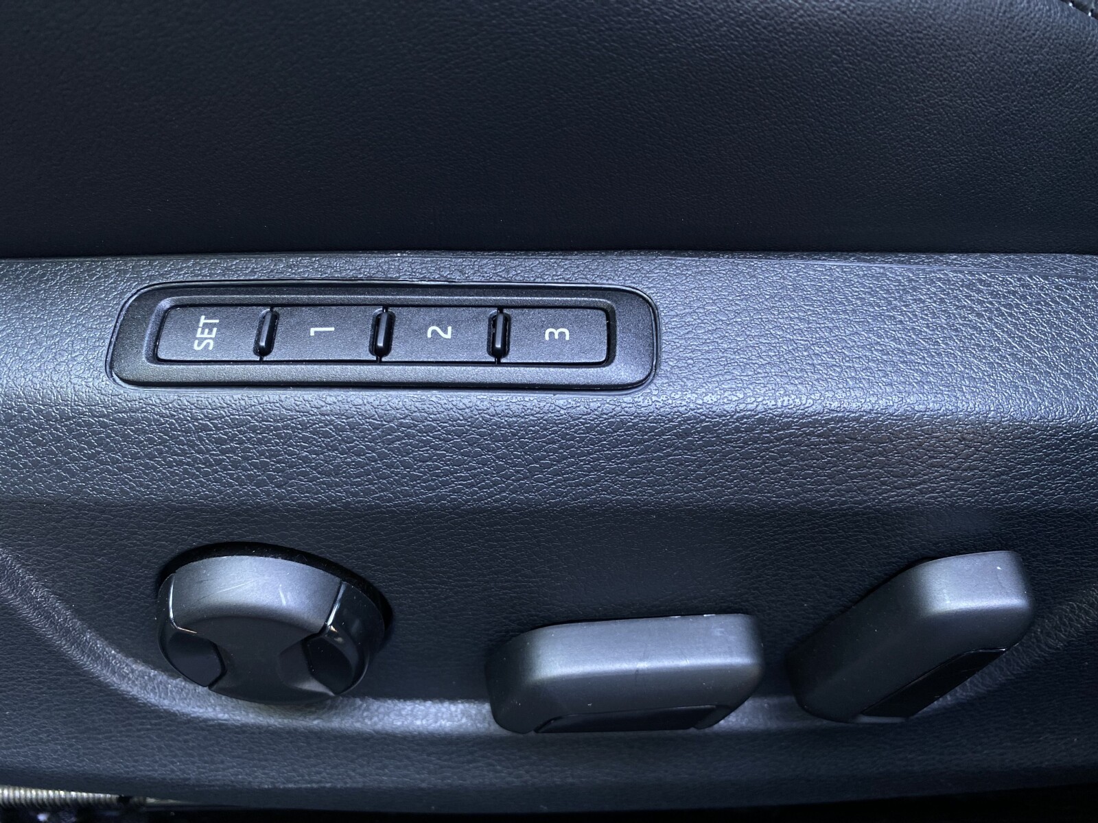 Škoda Superb Combi - zdjęcie 12
