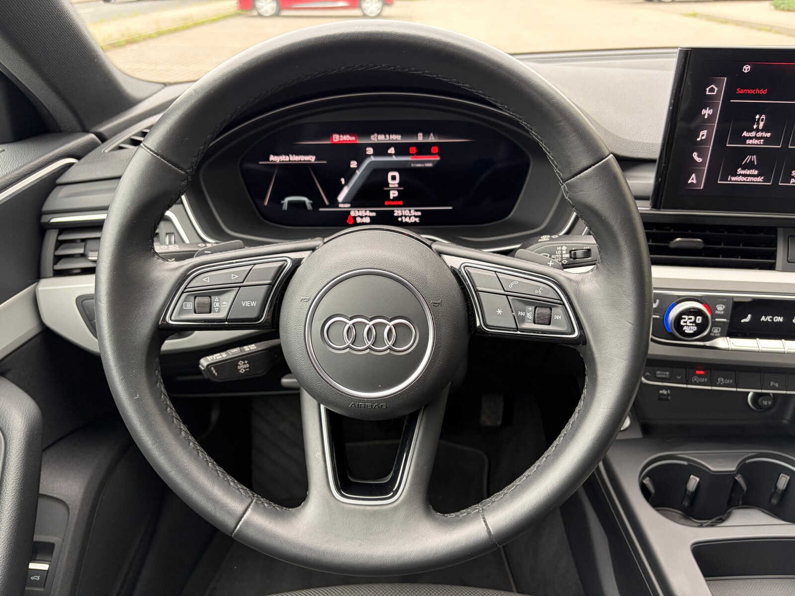 Audi A4 Limousine - zdjęcie 12