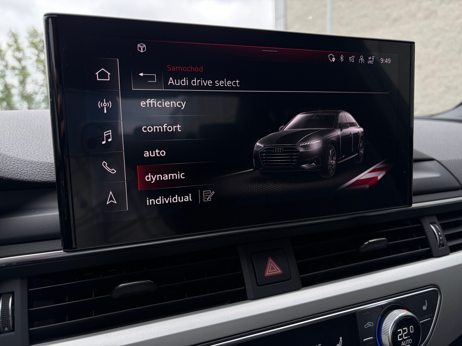 Audi A4 Limousine - zdjęcie 26