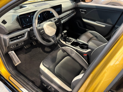 GT-LINE 180KM, Kamera 360, Nagłośnienie Harman Kardon