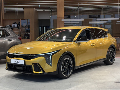 GT-LINE 180KM, Kamera 360, Nagłośnienie Harman Kardon
