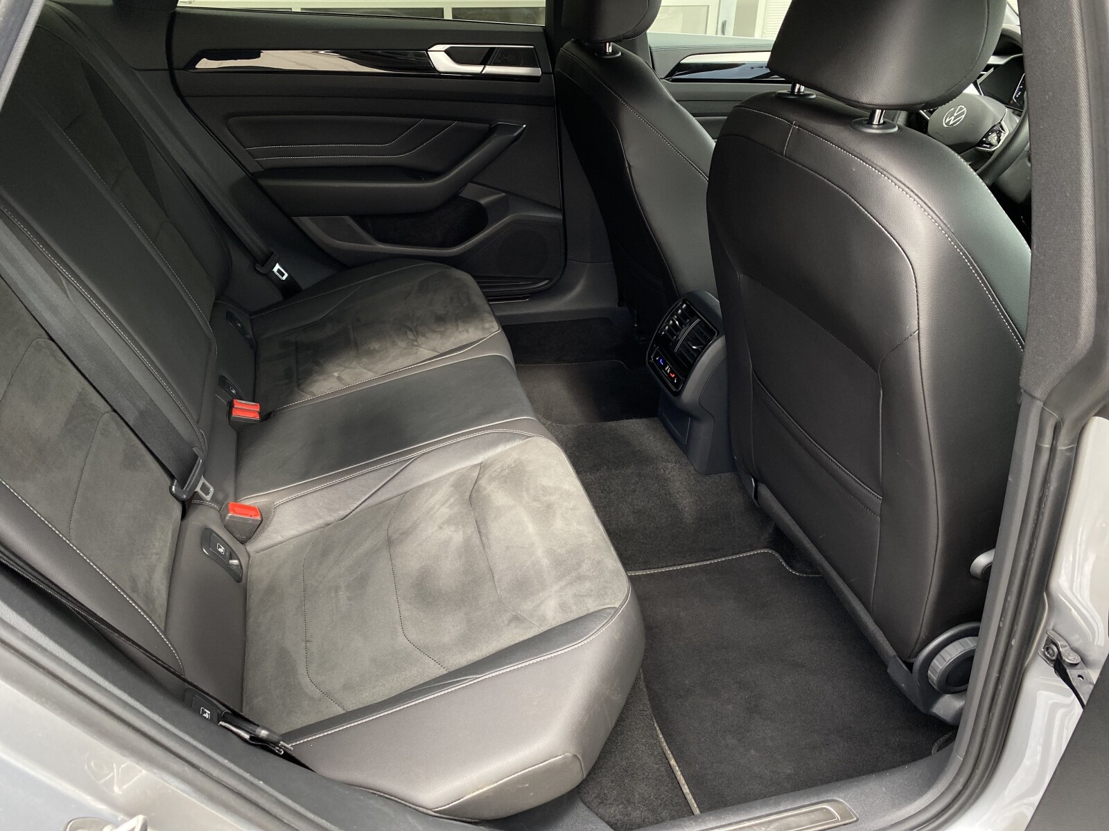 Volkswagen Arteon Shooting Brake - zdjęcie 32