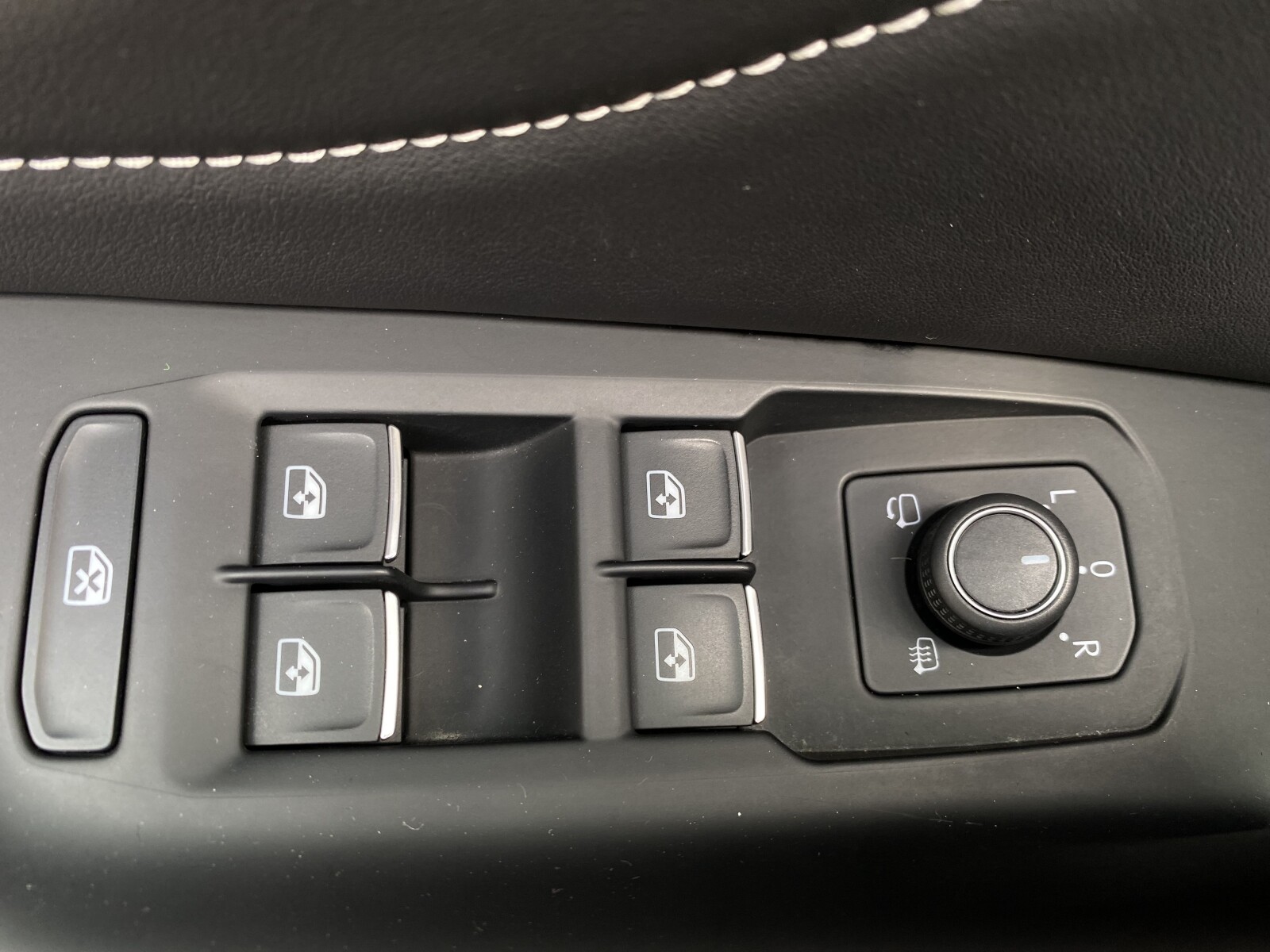 Volkswagen Arteon Shooting Brake - zdjęcie 9