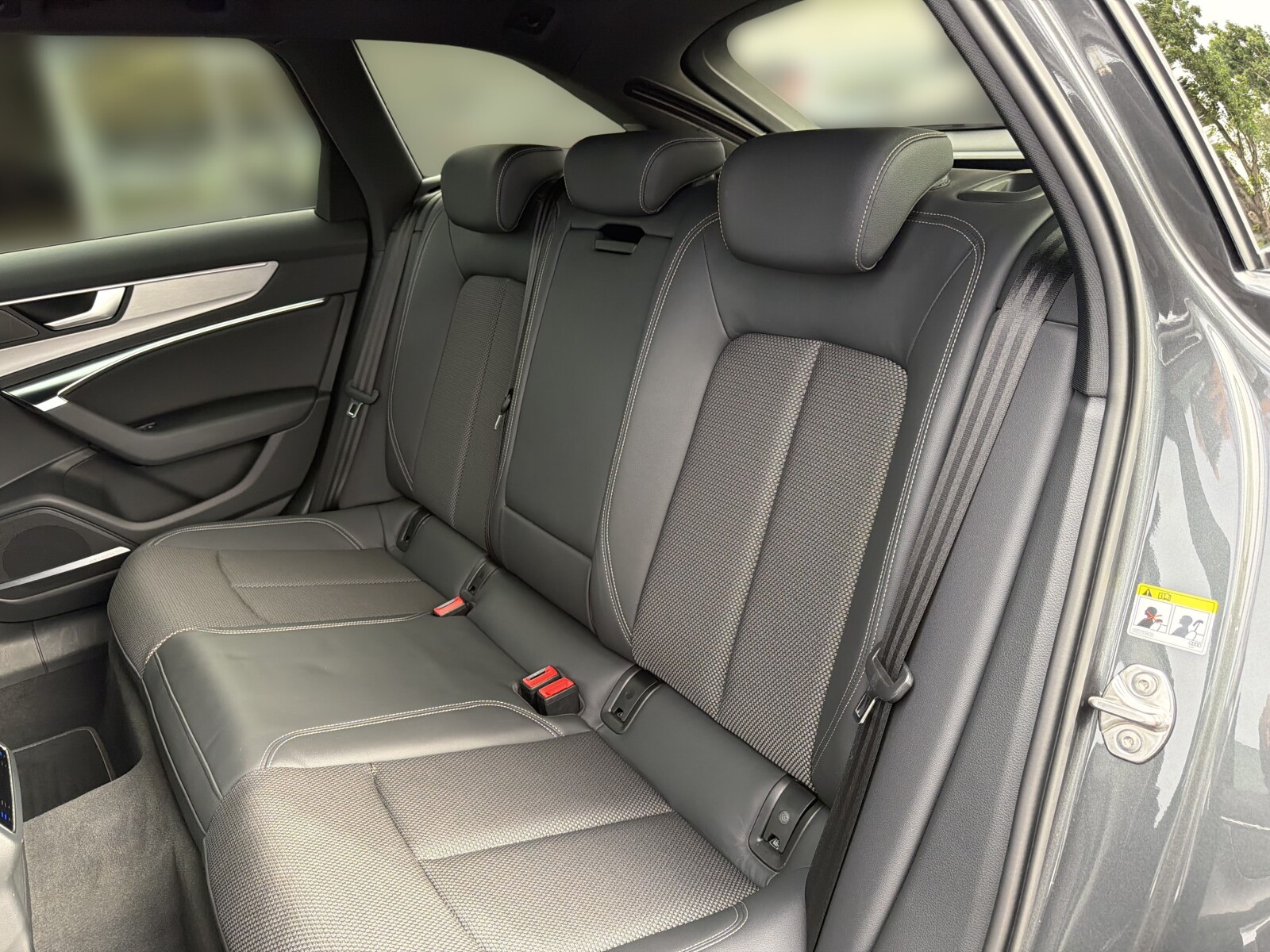 Audi A6 Avant - zdjęcie 15