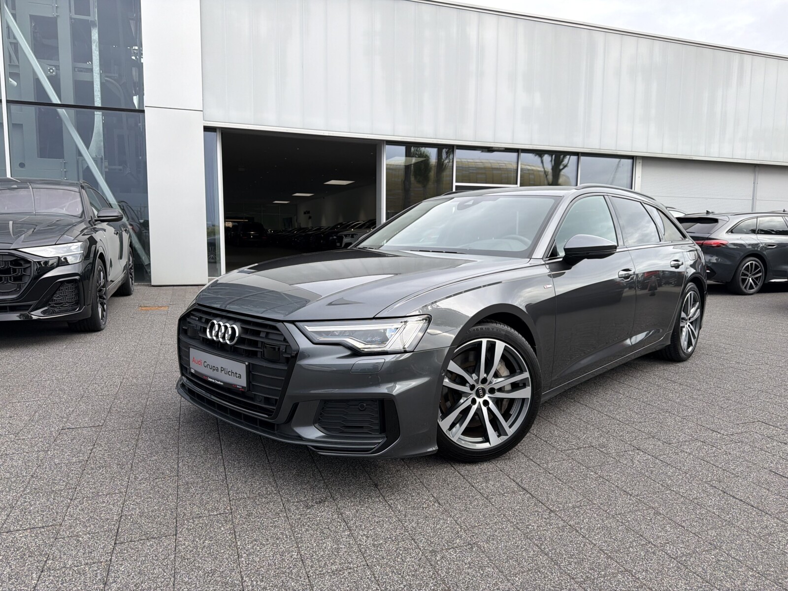 Audi A6 Avant - zdjęcie 9