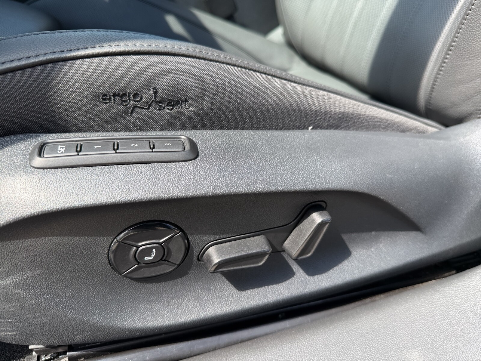 Škoda Superb - zdjęcie 14