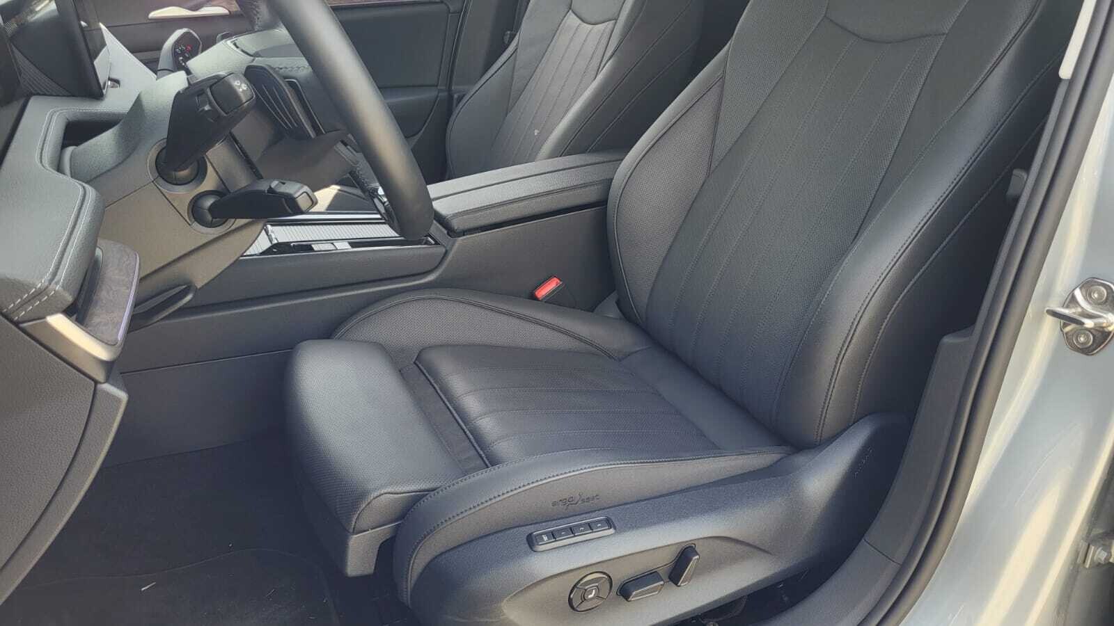 Škoda Superb Combi - zdjęcie 11