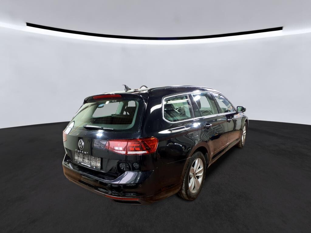 Volkswagen Passat - zdjęcie 4