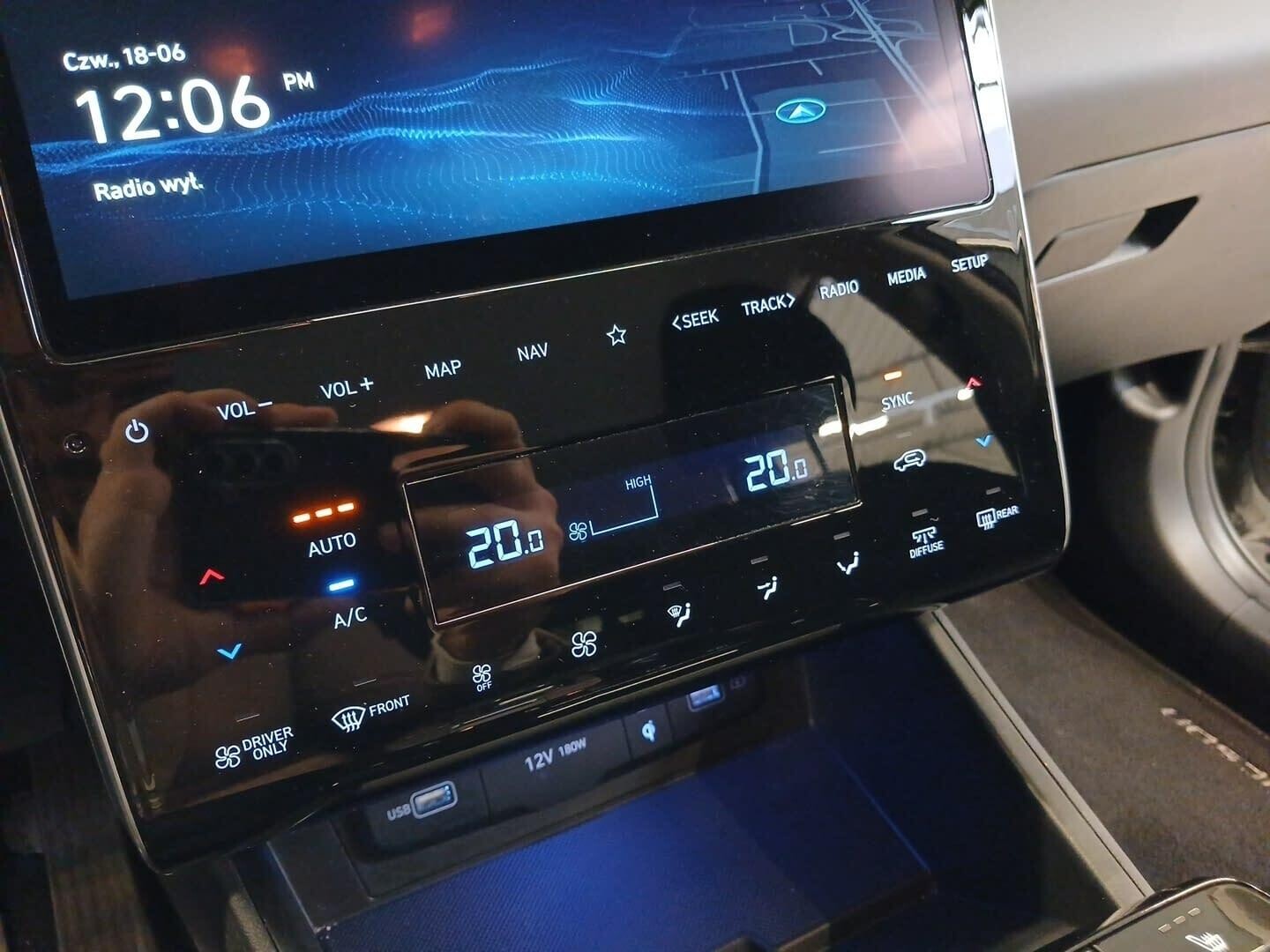 Hyundai Tucson - zdjęcie 18