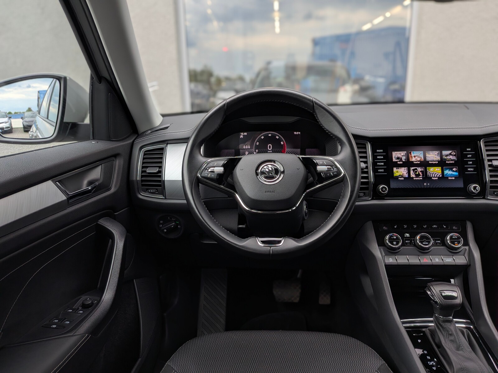 Škoda Kodiaq - zdjęcie 15