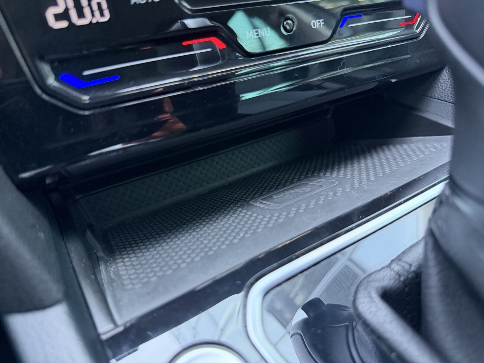 Volkswagen Passat - zdjęcie 21