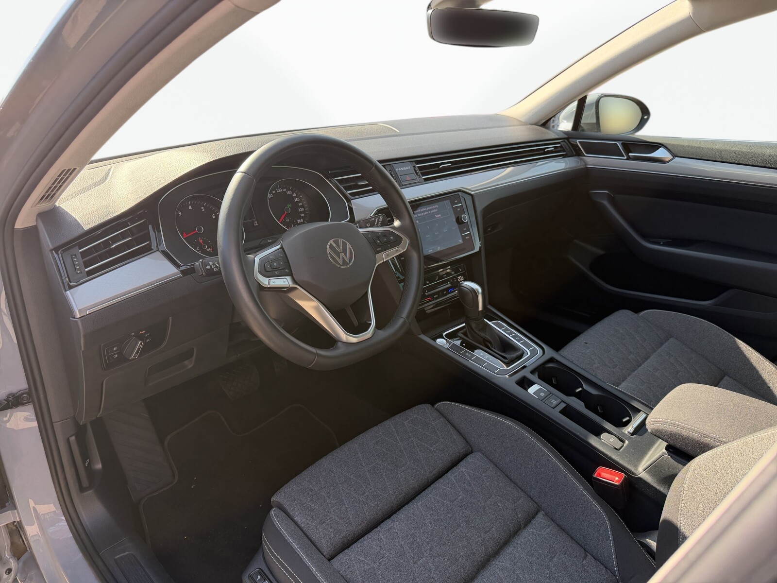 Volkswagen Passat - zdjęcie 9