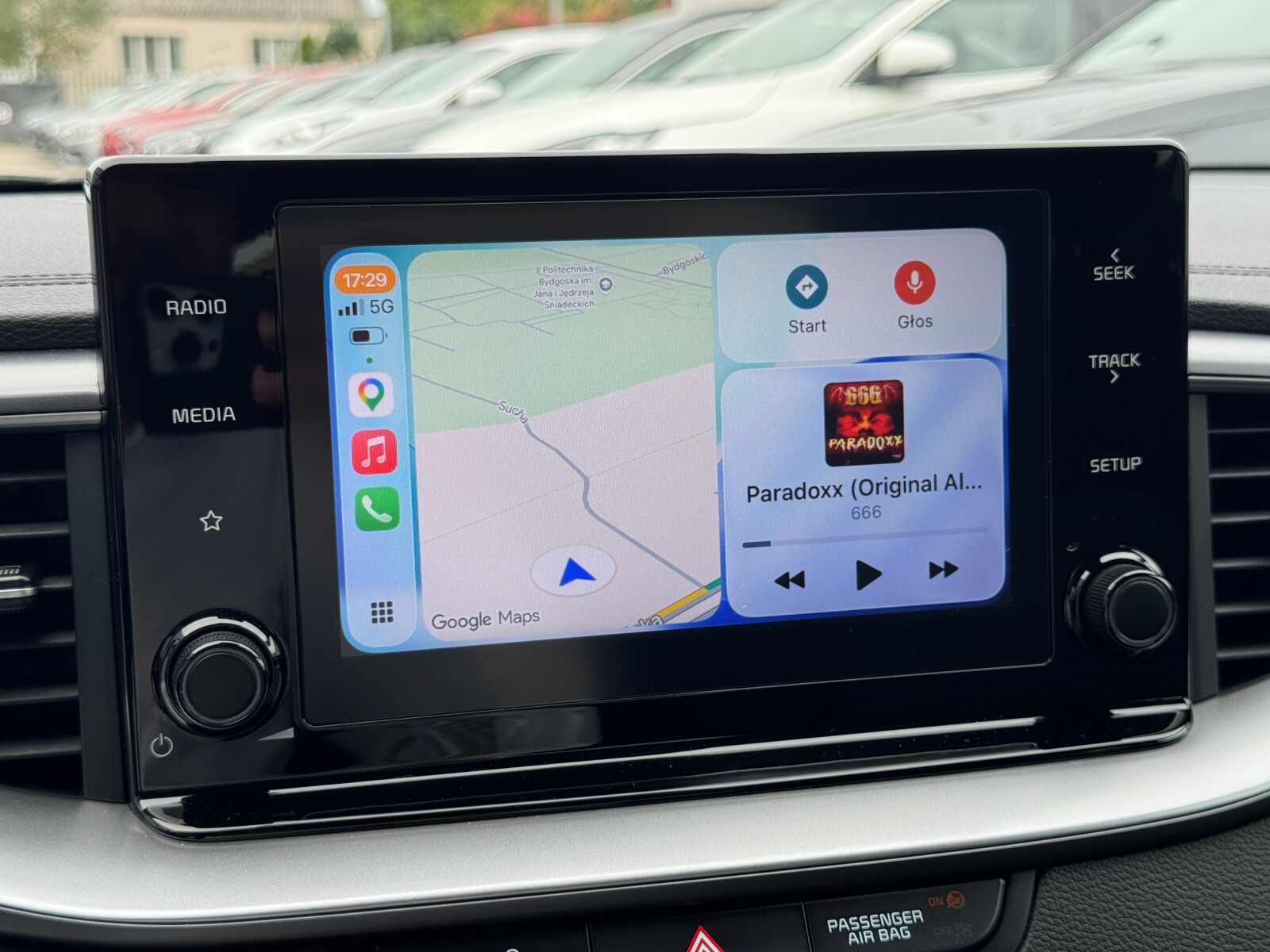 Kia Ceed - zdjęcie 29