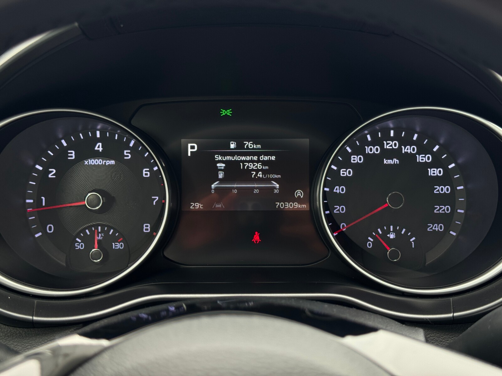 Kia Ceed - zdjęcie 27