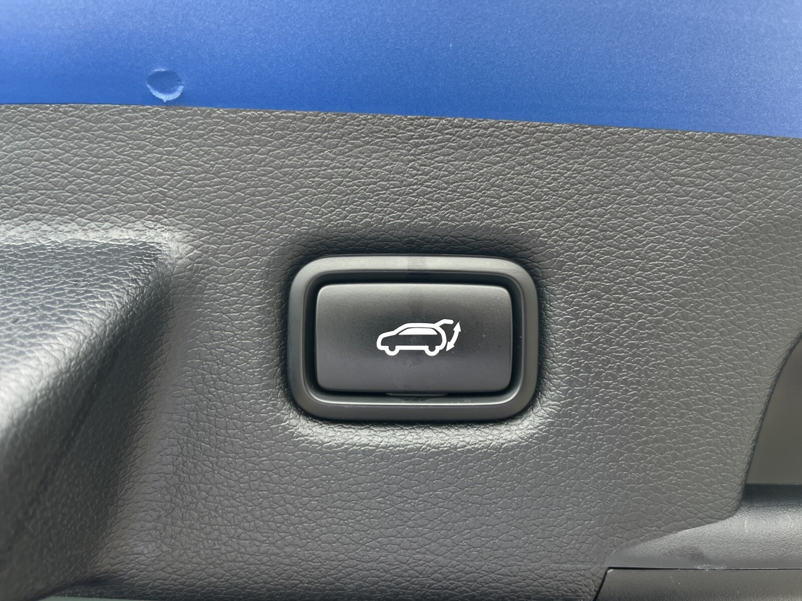 Kia XCeed - zdjęcie 16