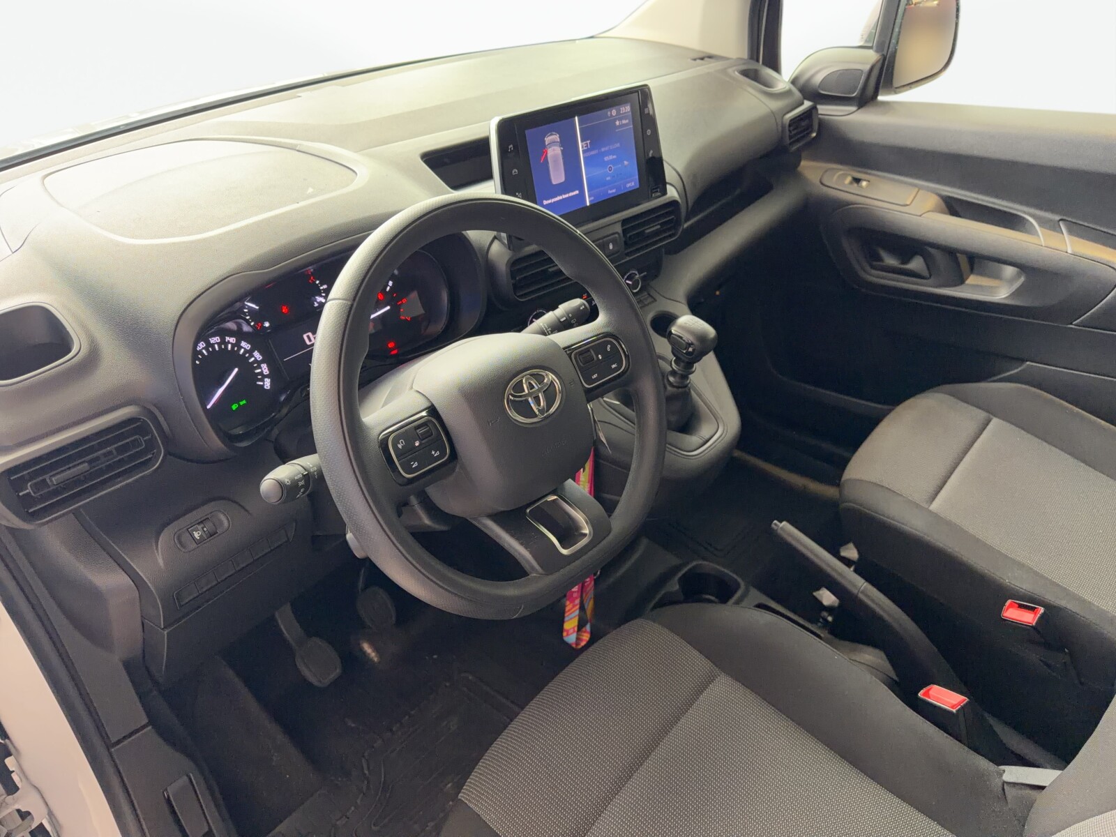 Toyota Proace City - zdjęcie 9