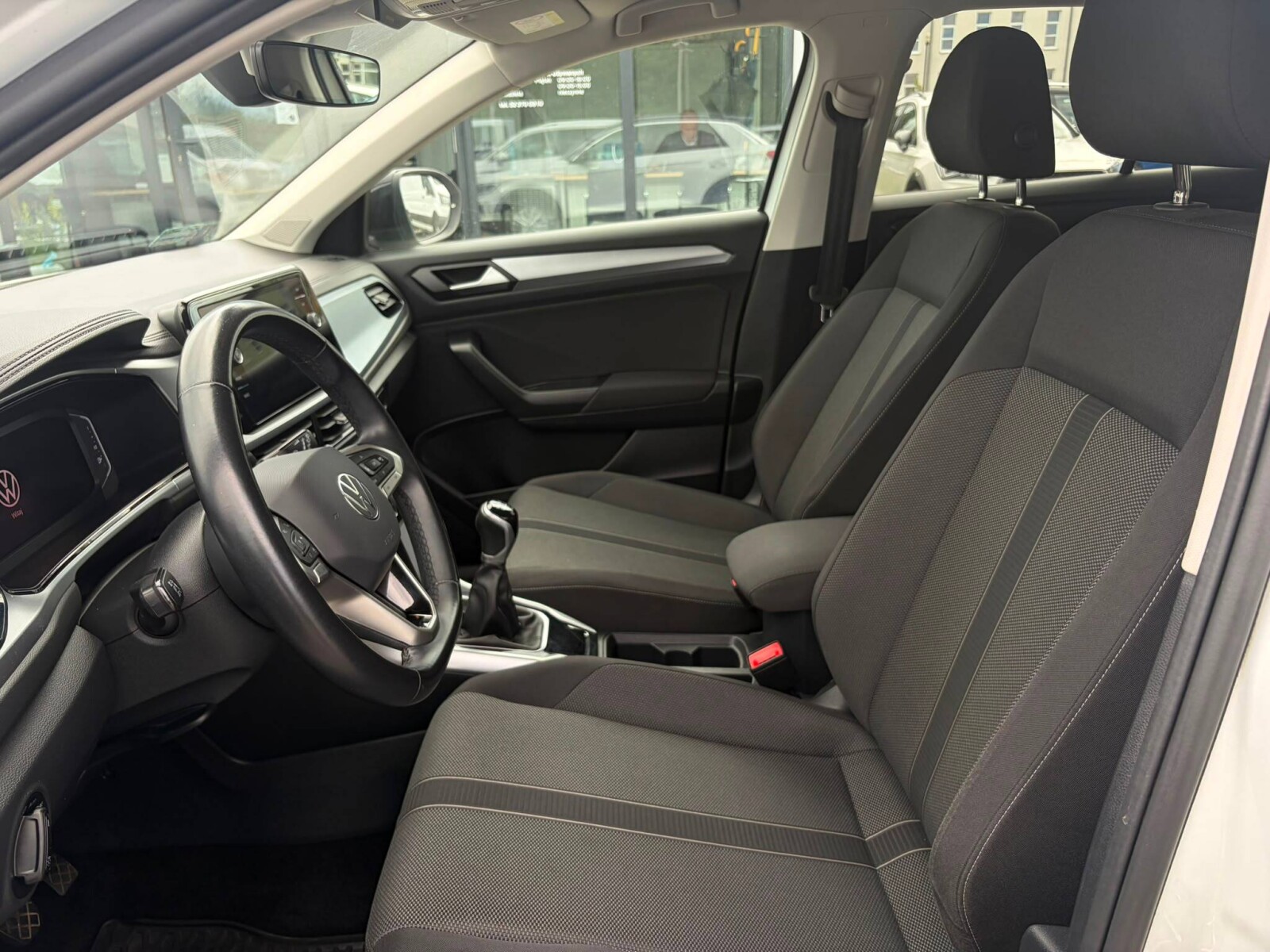 Volkswagen T-Roc - zdjęcie 3