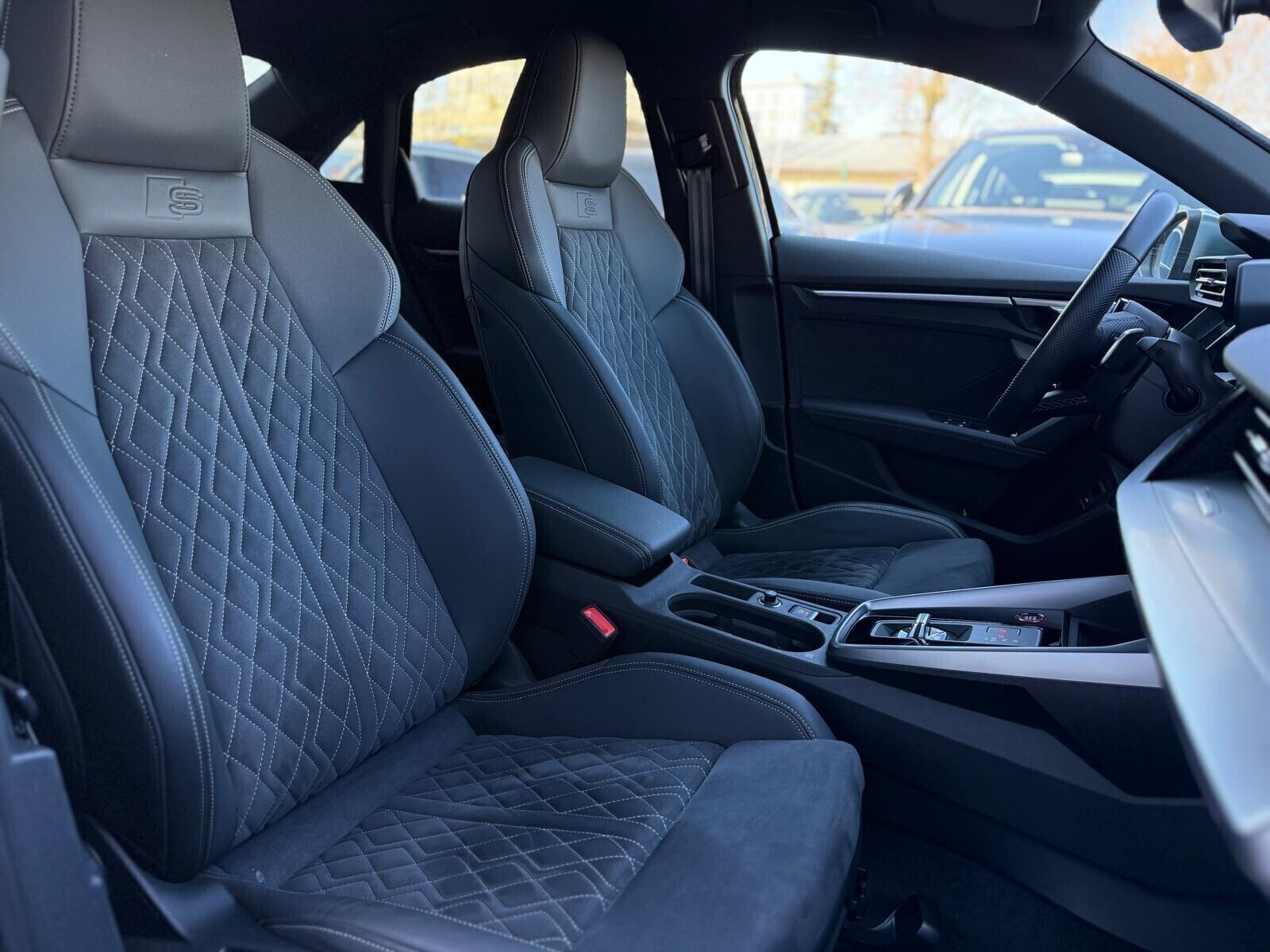 Audi S3 Limousine - zdjęcie 32