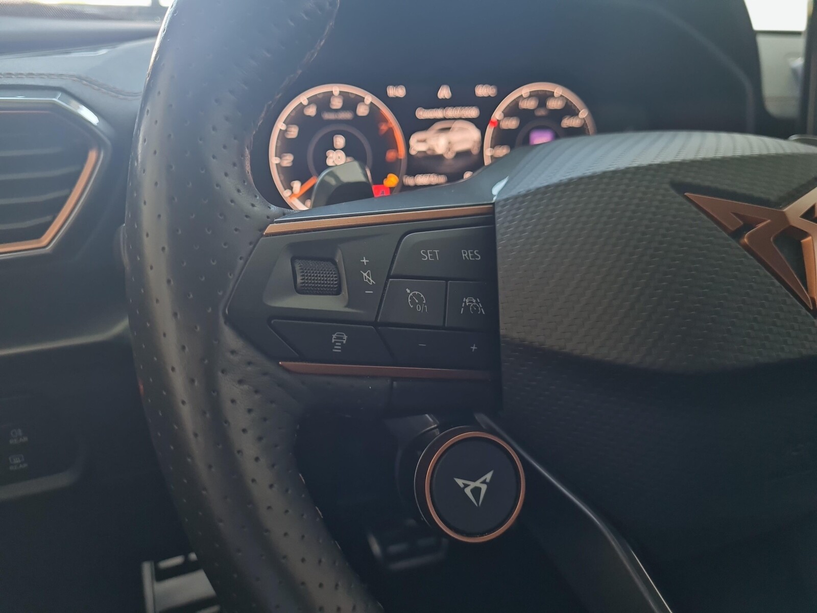 Cupra Formentor - zdjęcie 13