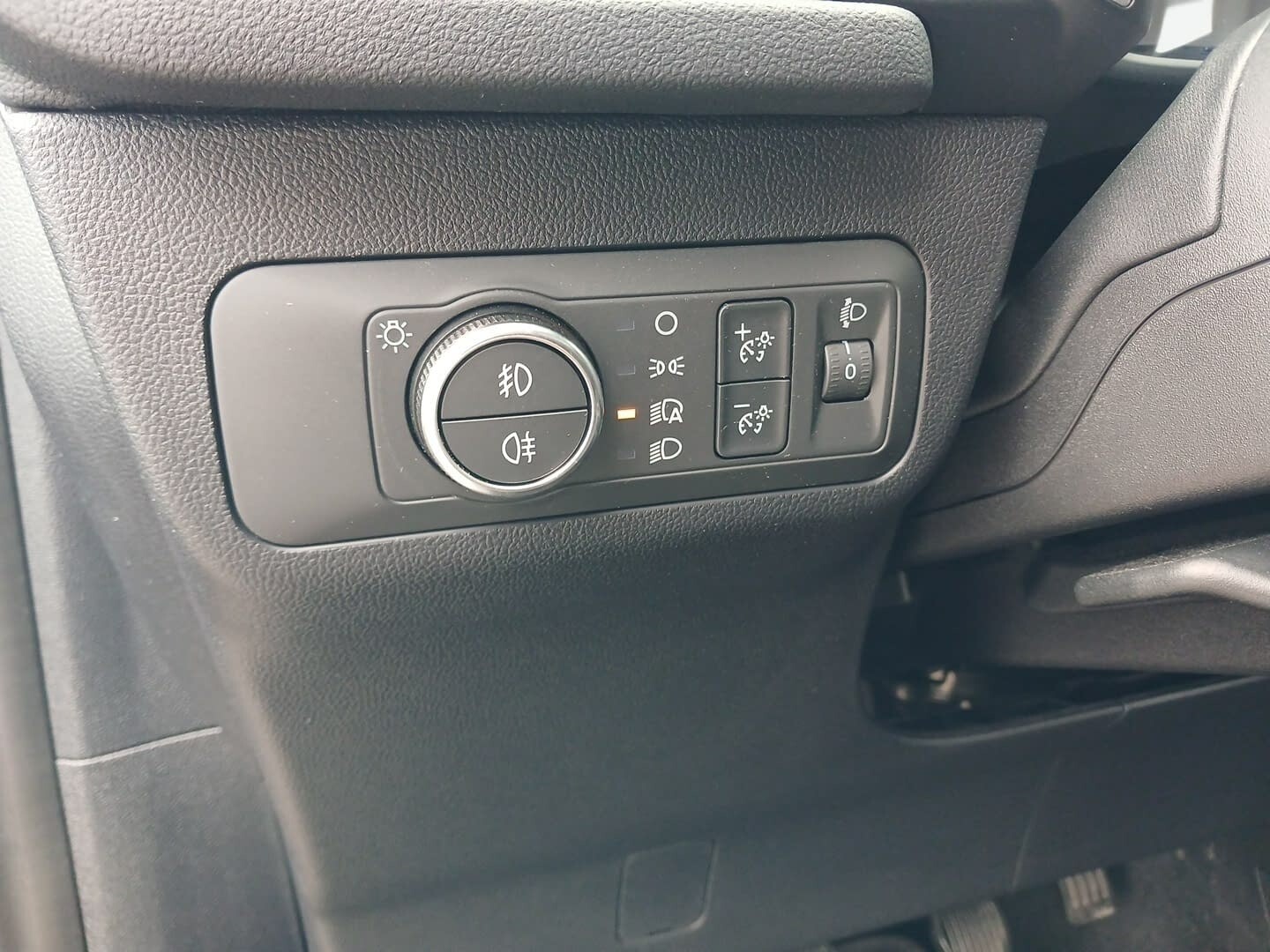 Ford Kuga - zdjęcie 11