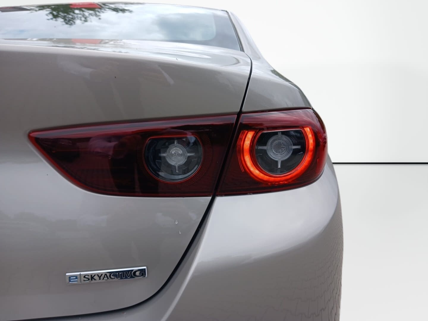 Mazda 3 - zdjęcie 23