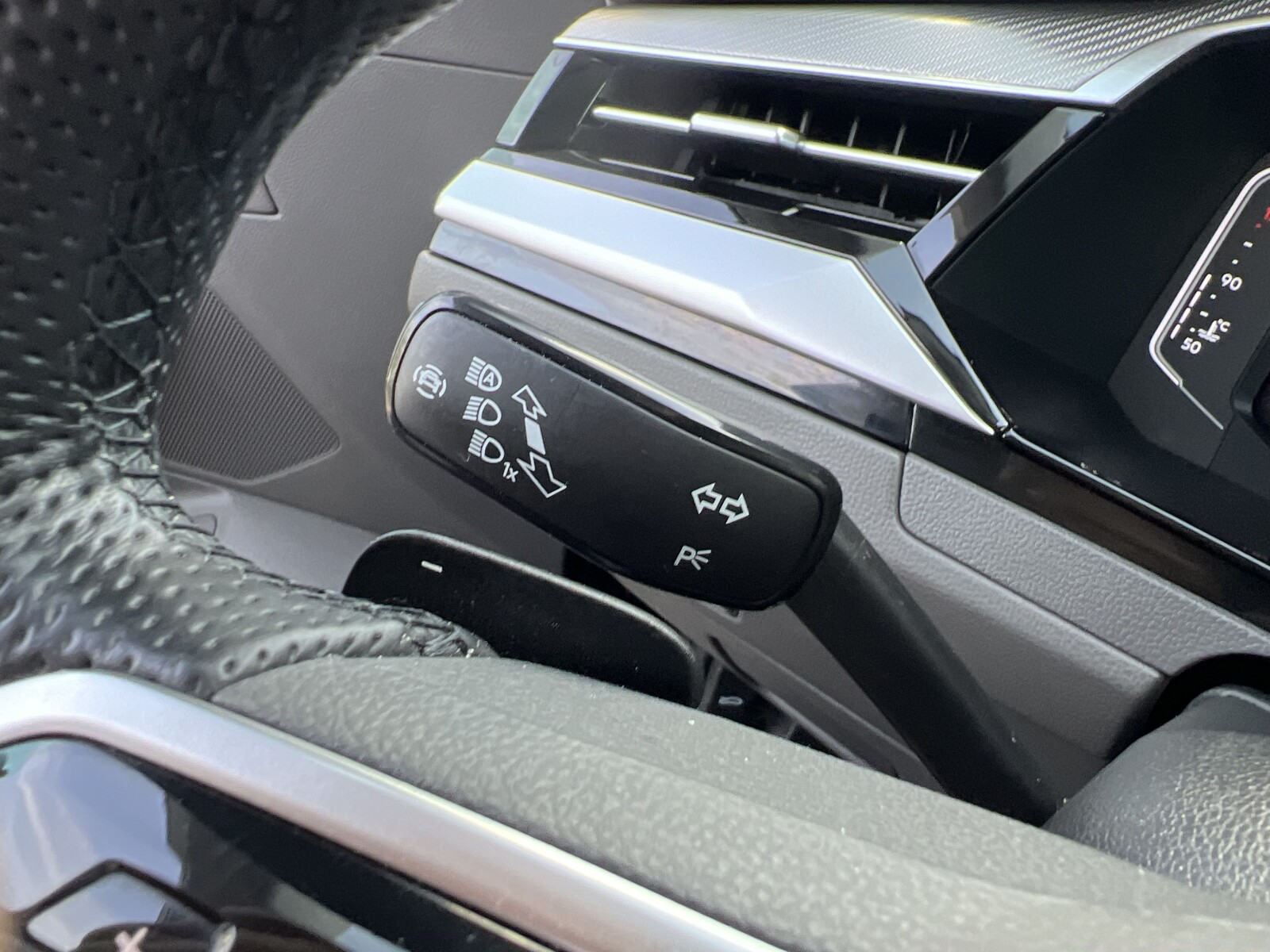 Volkswagen Arteon - zdjęcie 23