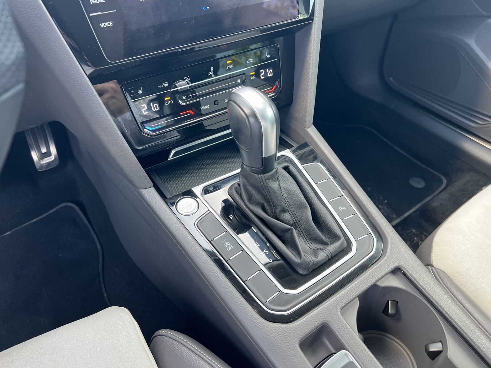 Volkswagen Arteon - zdjęcie 20