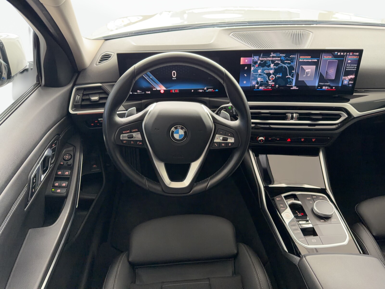 BMW 318i - zdjęcie 23