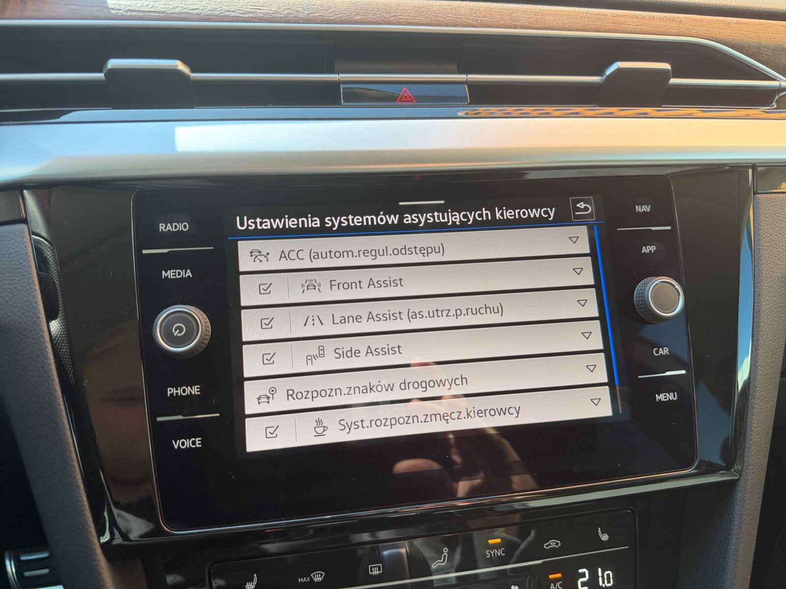 Volkswagen Arteon - zdjęcie 27