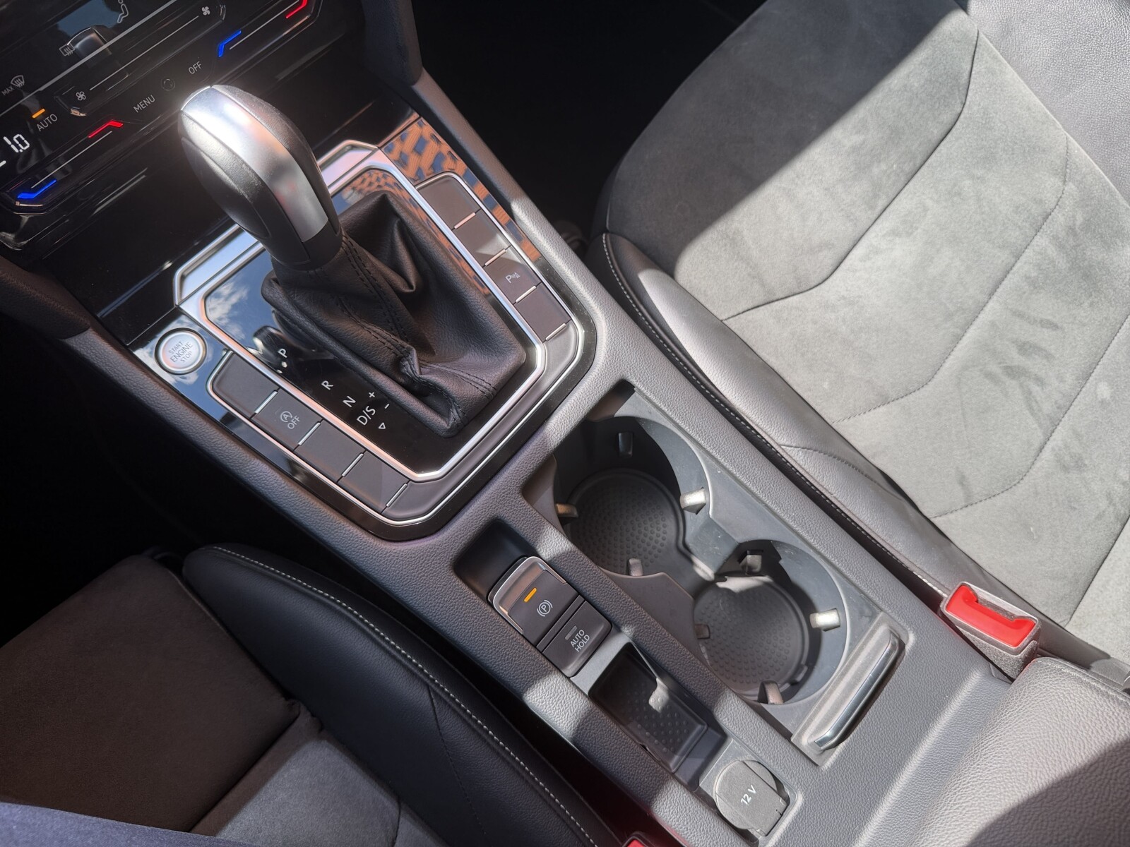 Volkswagen Arteon - zdjęcie 19