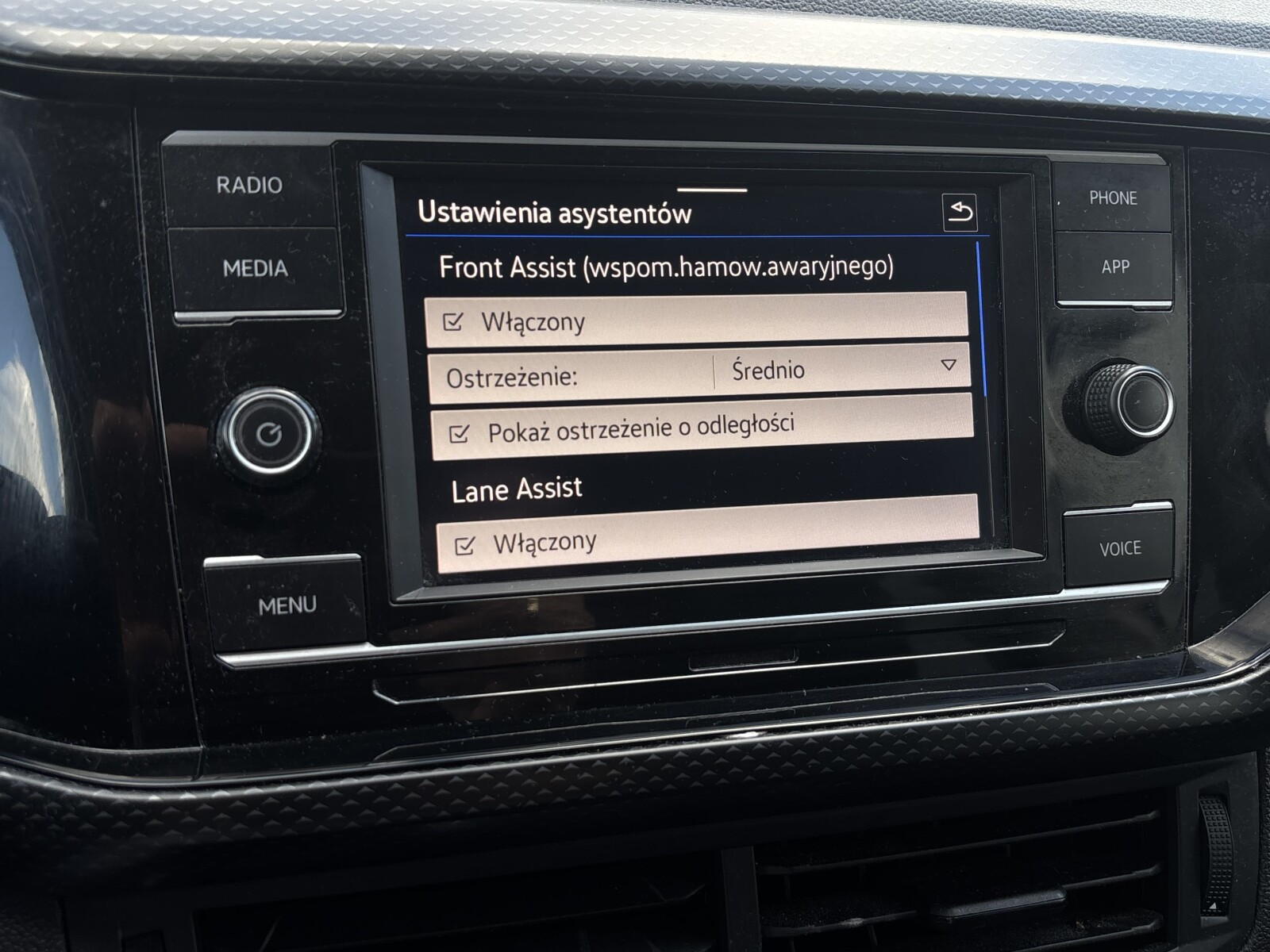 Volkswagen T-Cross - zdjęcie 18