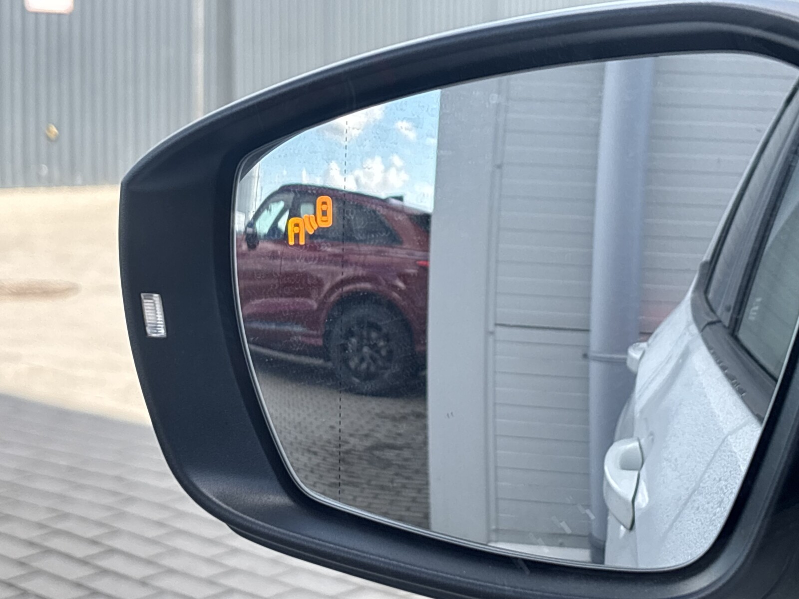 Volkswagen T-Cross - zdjęcie 20