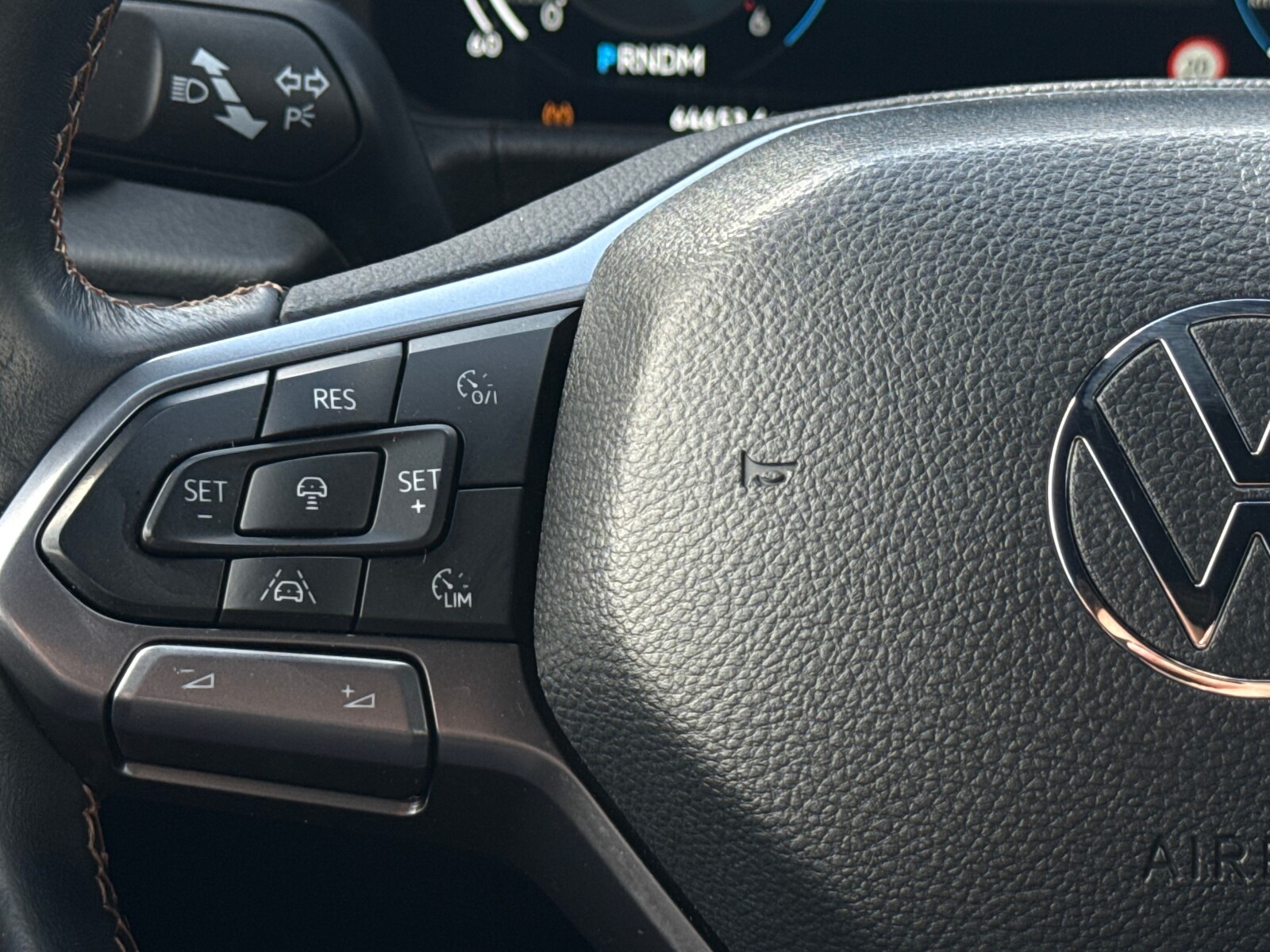 Volkswagen Amarok - zdjęcie 20