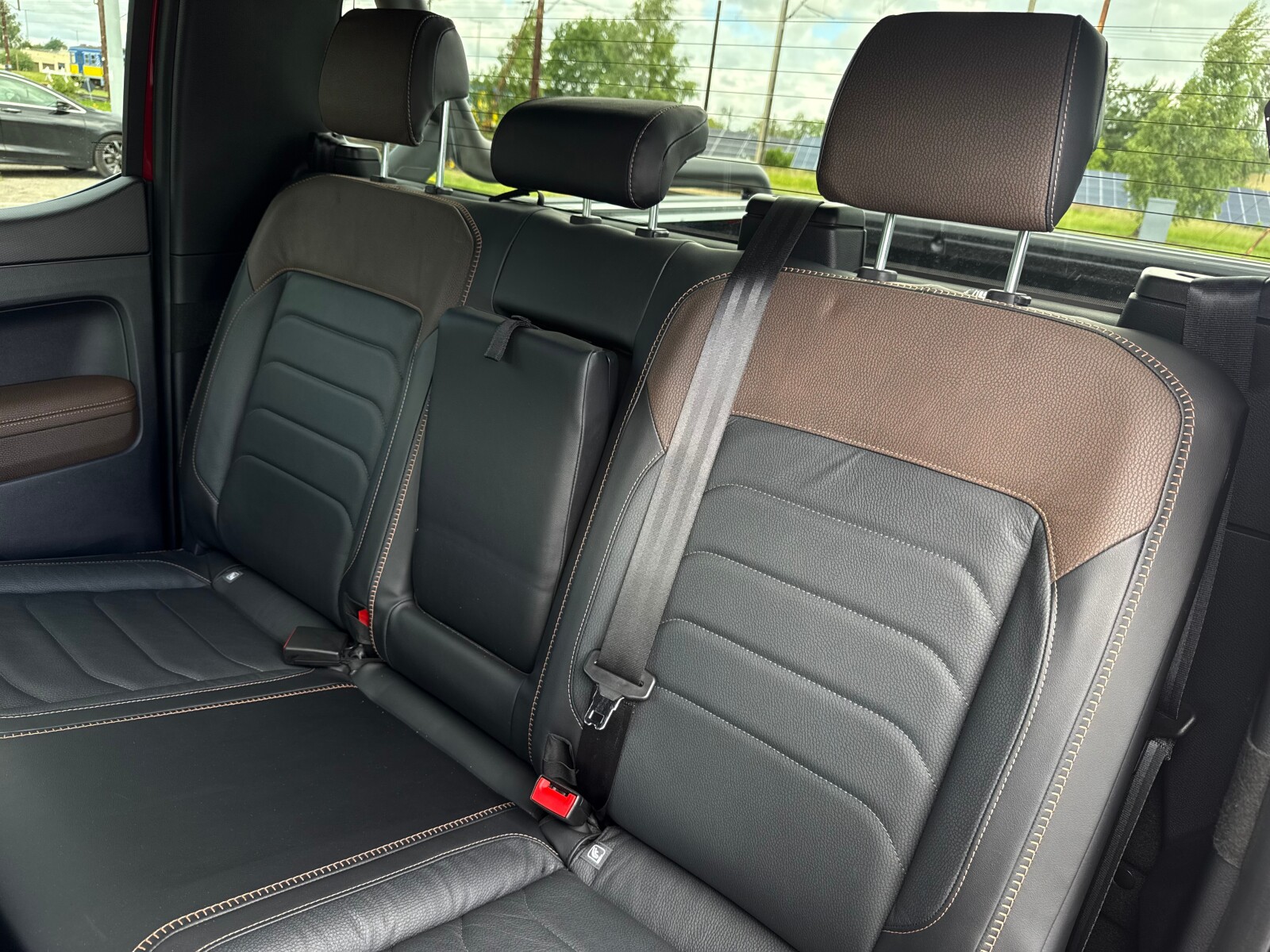 Volkswagen Amarok - zdjęcie 35