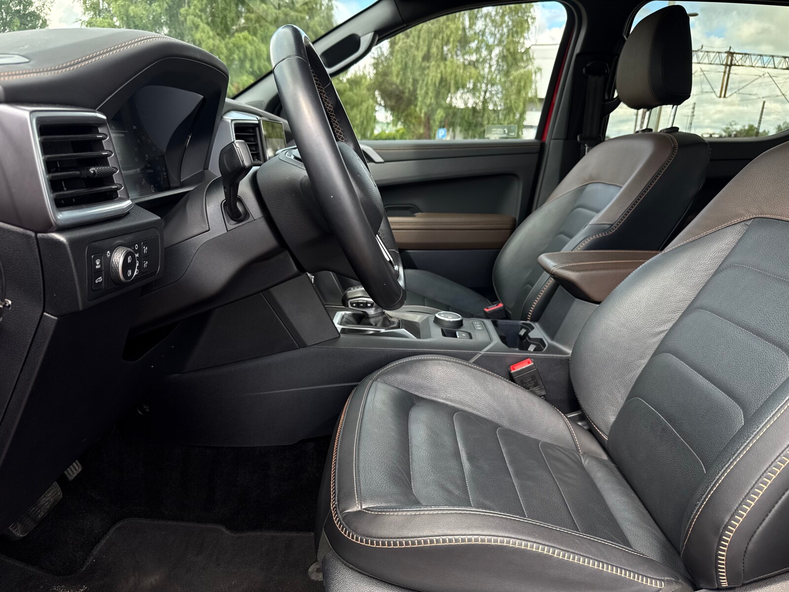 Volkswagen Amarok - zdjęcie 15