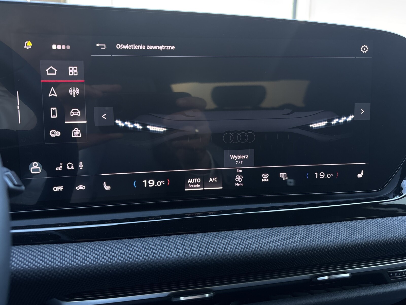 Audi A6 Avant - zdjęcie 18